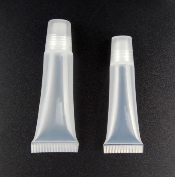 Oblique Neck 5ml 10ml White Lip Gloss Squeeze Tubes MSDS SGS